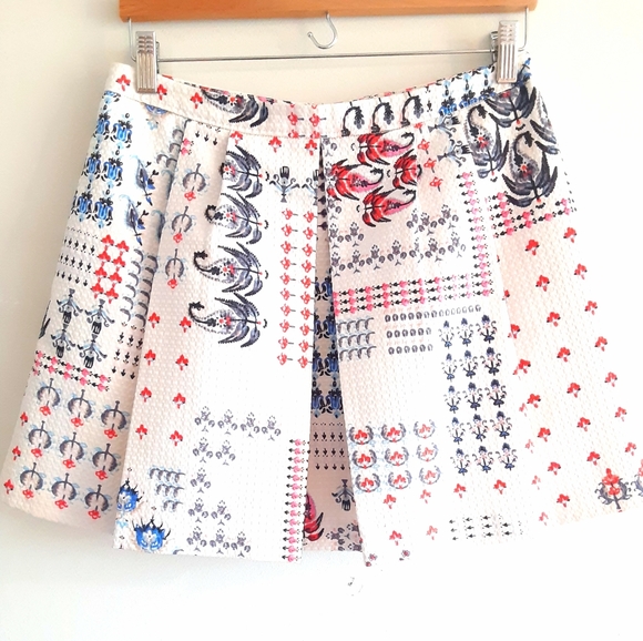 Club Monaco Italian Floral Pleated Mini Skirt 6 - Picture 6 of 6